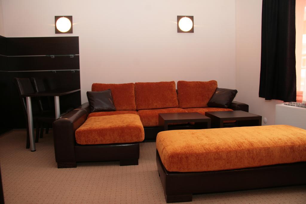 Hotel Byalo More Banite Cameră foto