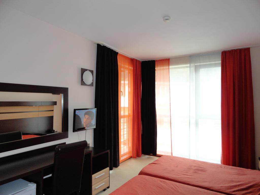 Hotel Byalo More Banite Cameră foto