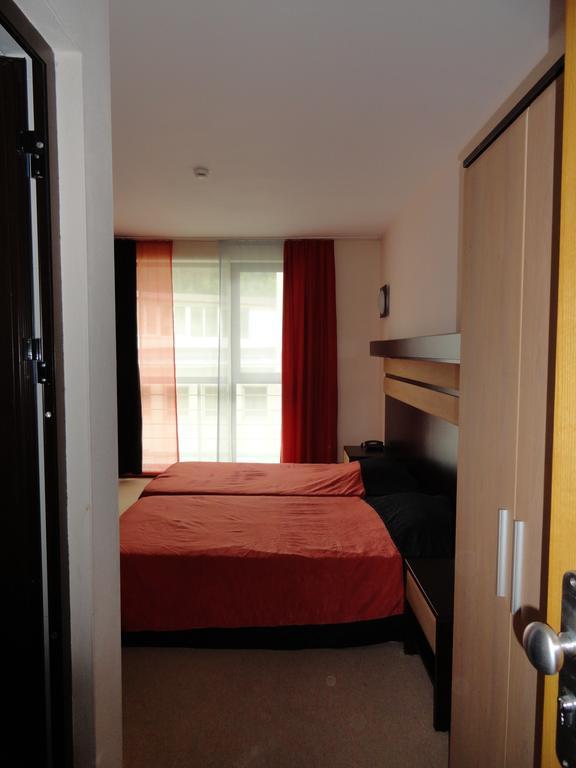 Hotel Byalo More Banite Cameră foto